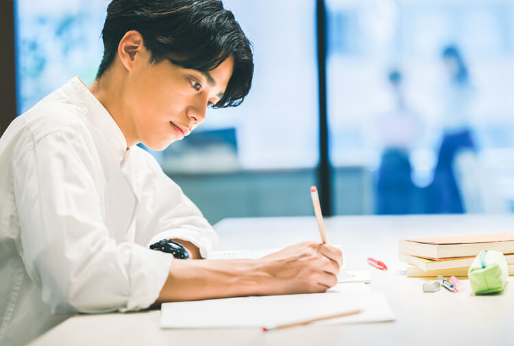 信頼できるプロ講師による教材作成